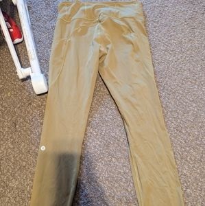 Lululemon size 8